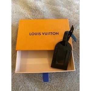 LV purse bonnet petit